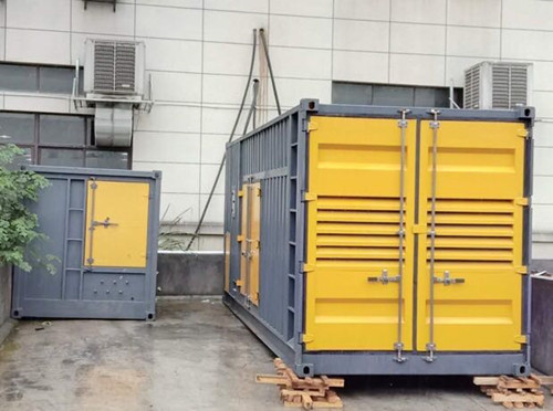 新疆发电机空气滤清器多久更换一次比较好？